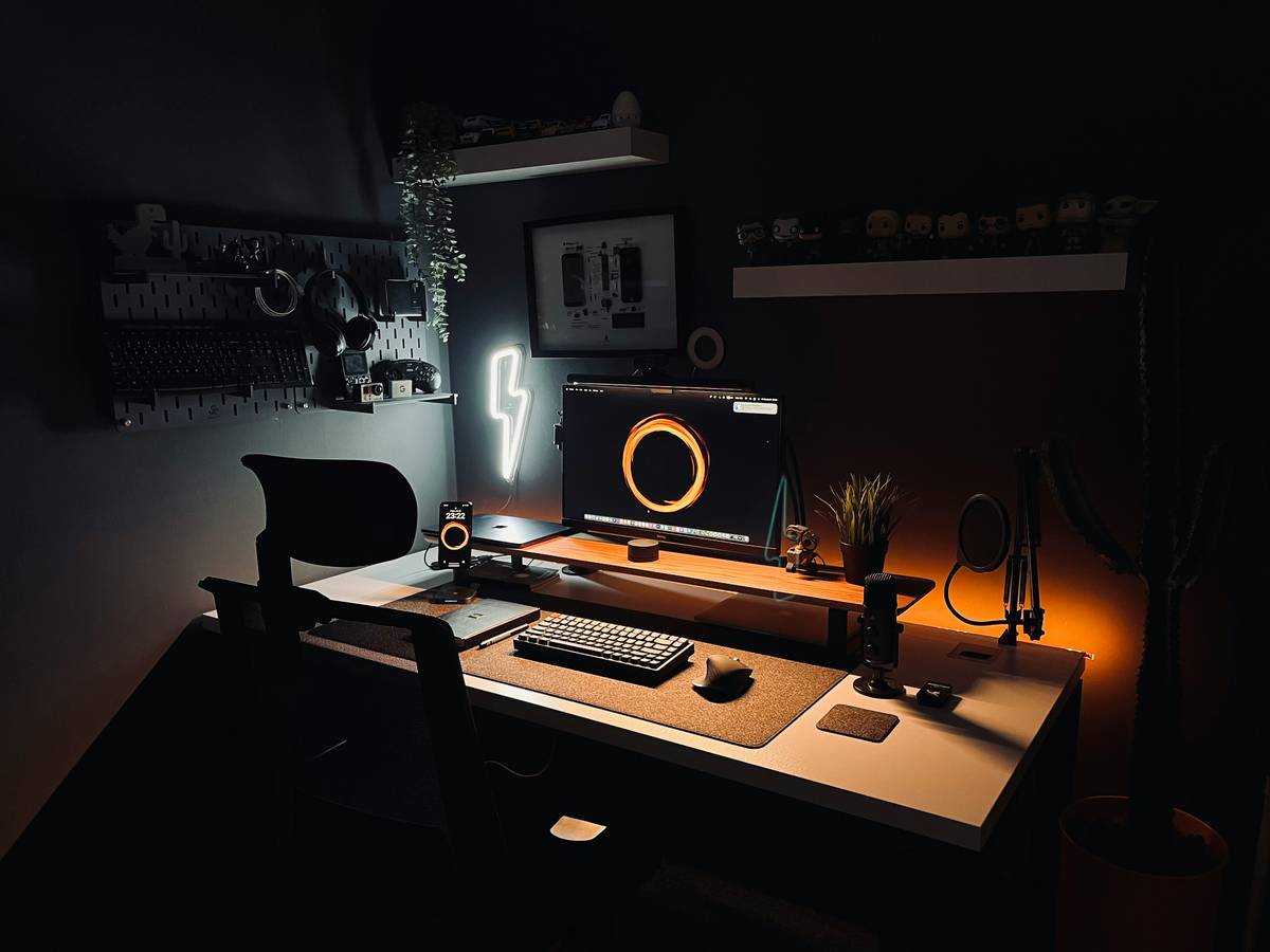 Streamer using video equipment light how to get setup with softbox and LED panel