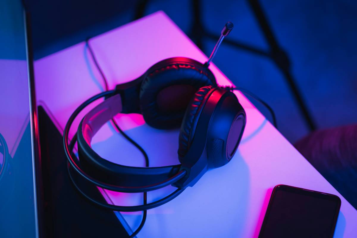 How to Light a Stream: The Creator’s Playbook for Pro-Level Lighting on Any Budget